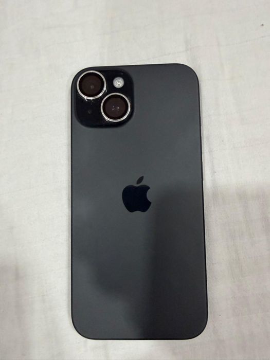 Продам айфон 15  128 гб