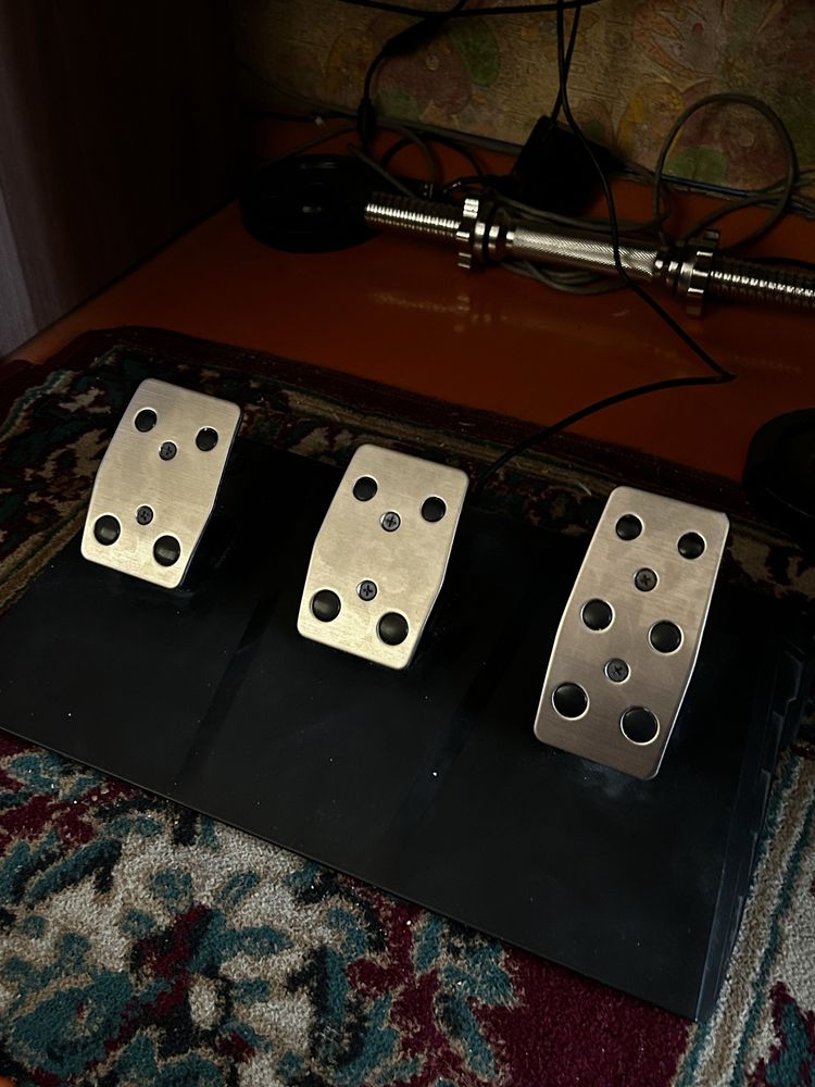 Игровой руль