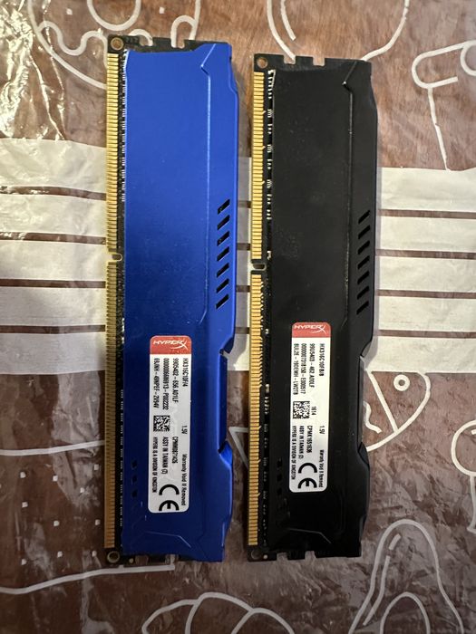 Memorie Ram HyperX 4gb-8gb/DDR3/1600MHZ