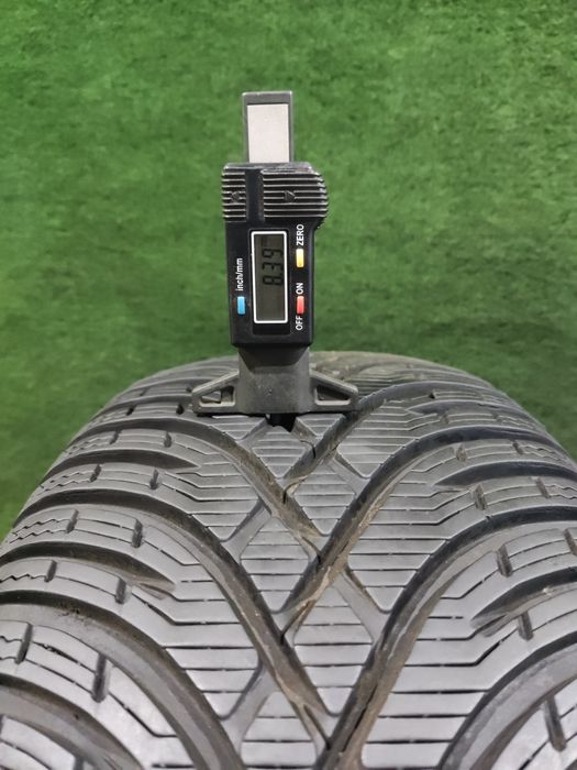 1бр. зимна гума 215/55/17 Kleber Krisalp HP3 
dot3119
8.3mm
Перфектно