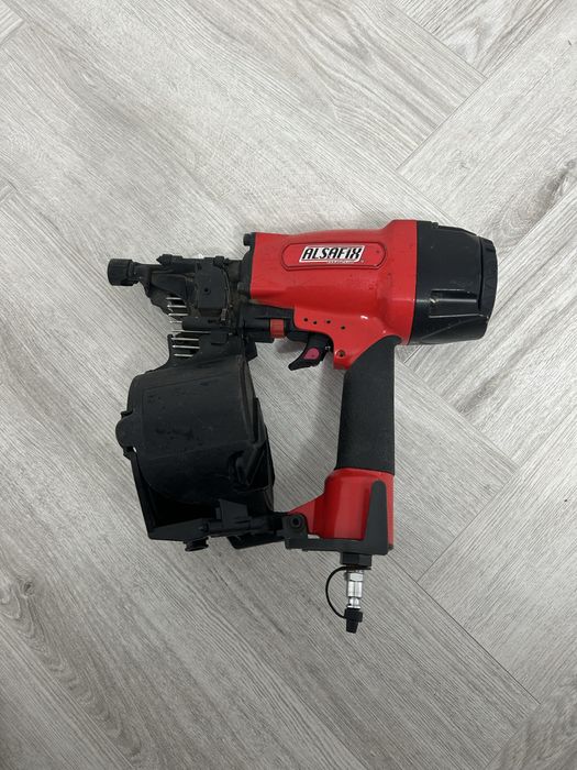 Alsafix C 28/70 P1 pistol de cuie pneumatic