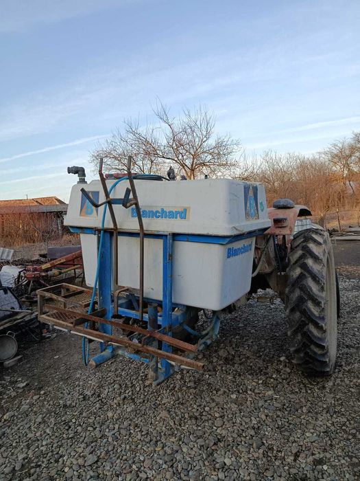 Vand sau dezmembrez met de ierbicidat Blancard
