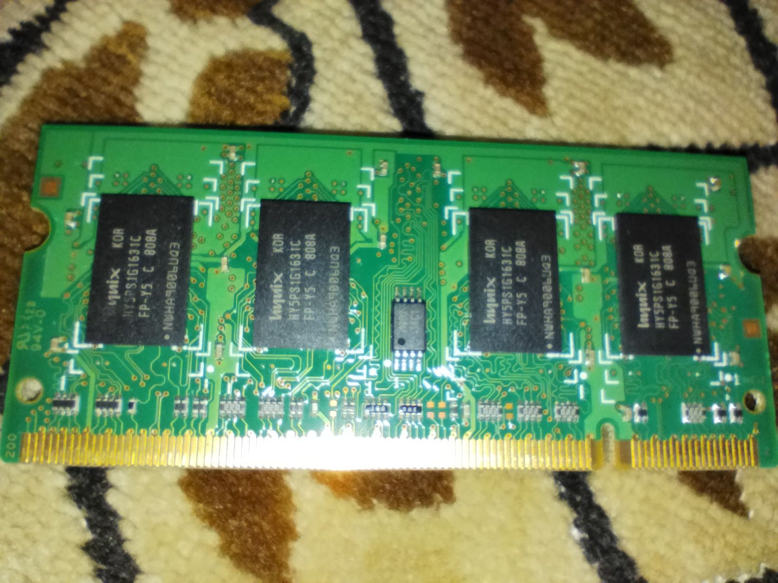 Оперативная память Hynix 2x1 gb DDR2 SO-DIMM