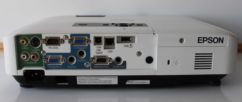 Мултимедиен проектор EPSON H315B