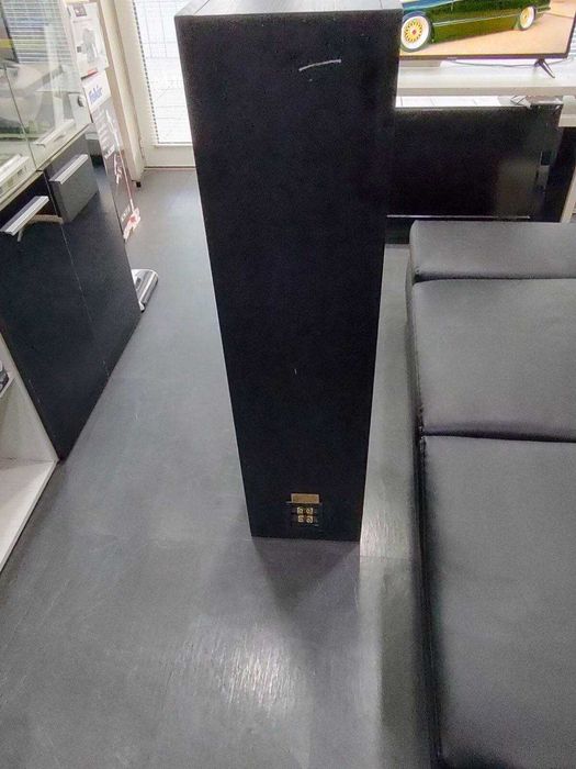 Колона без говорители - височина 120 см / ширина 35 см