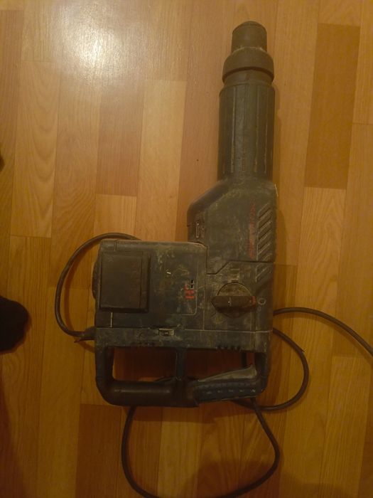 Продам бошевский отбойник