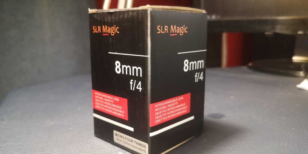 Широкоъгълен обектив SLR Magic 8mm F4.0