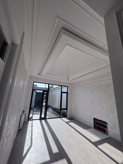 Nazarbekda uy sotiladi