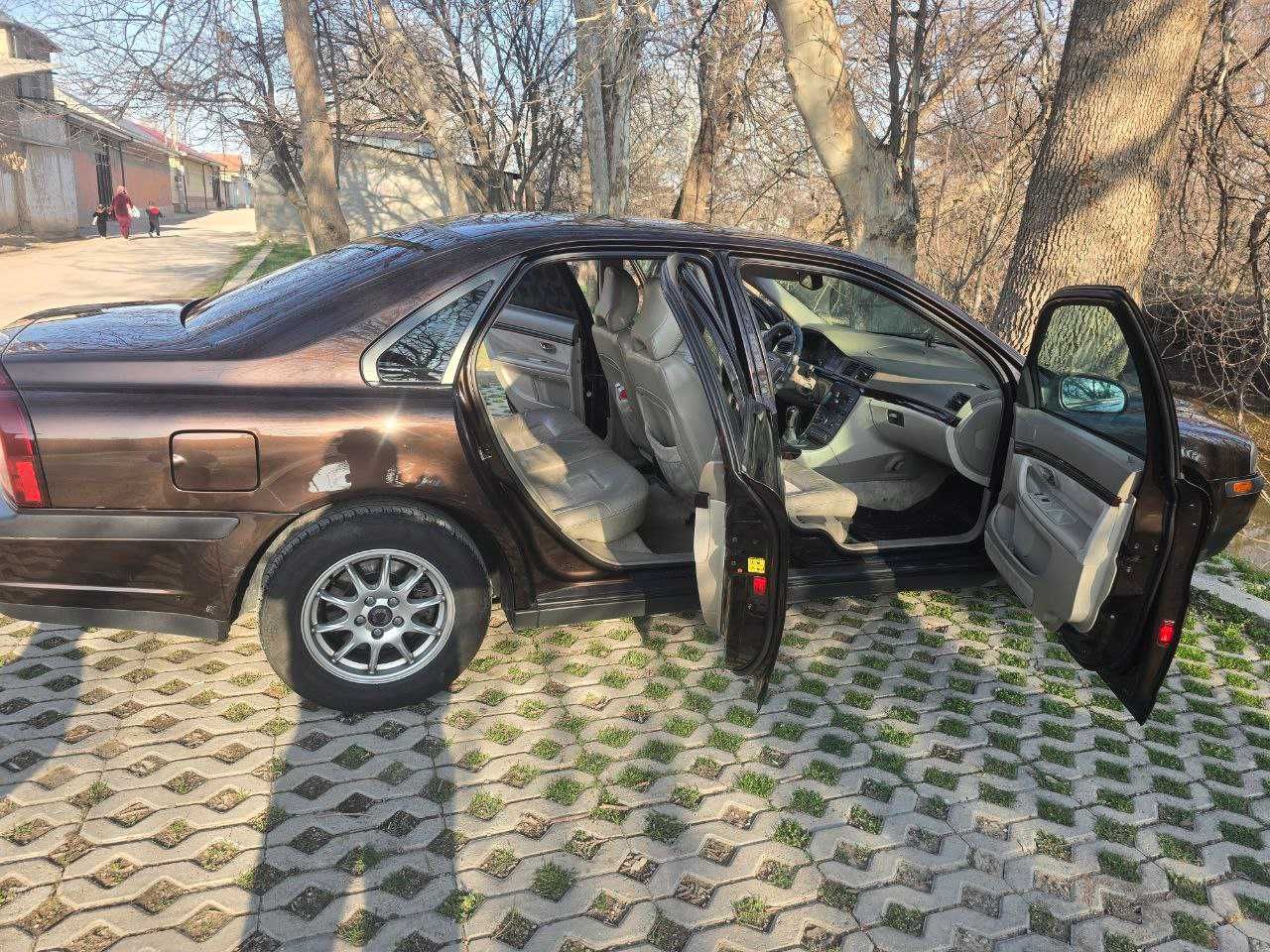 Продаю VOLVO S80