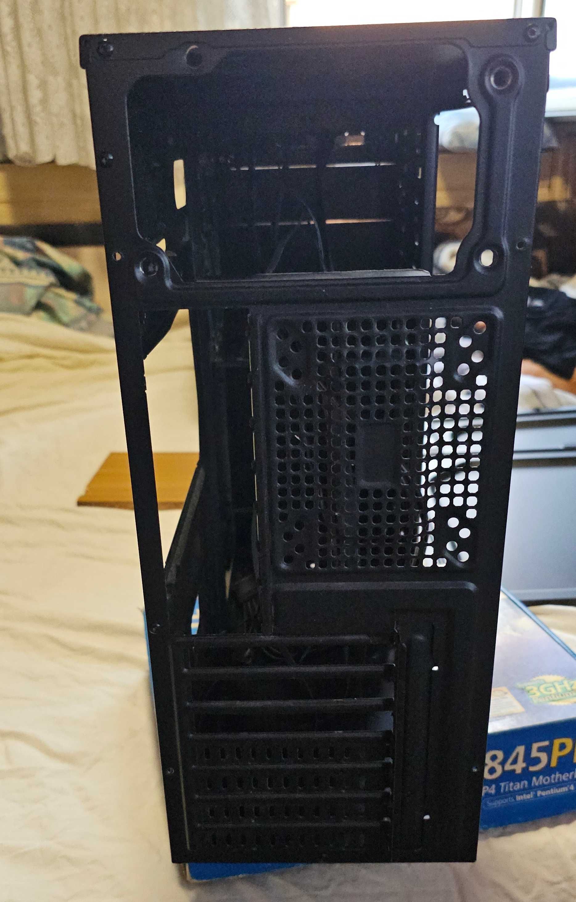 Makki ATX Кутия Case