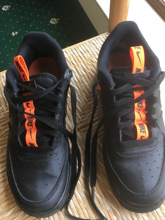 обувки NIKE AIR FORCE 1 LV8 –  размер 40 - ОРИГИНАЛНИ
