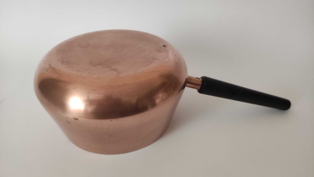 Швейцарска масивна медна касерола с хром никелово покритие