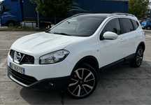 Nissan Qashqai 4X4 +2 7 Locuri 2.0 dCi Panoramic Navigatie 4x4 150 CP
