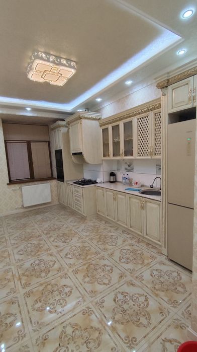 Аренда Себзор Новастройка голден хаус 4 хона 1200у,е 140м/кв