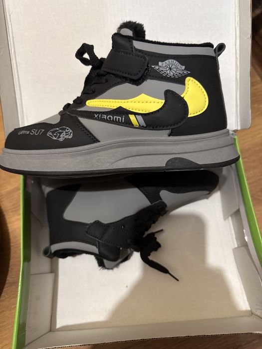 Ботинка подрастковый