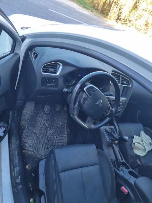 citroen c4 1.6 hdi din 2011 68kw  cod motor nc9hp0