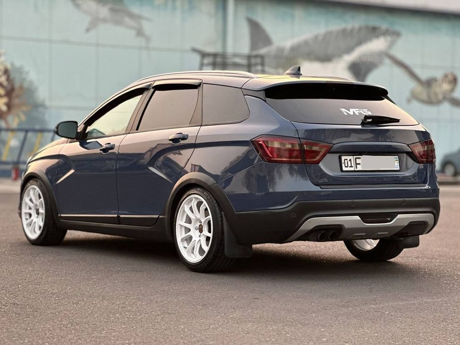 Лада Веста св кросс