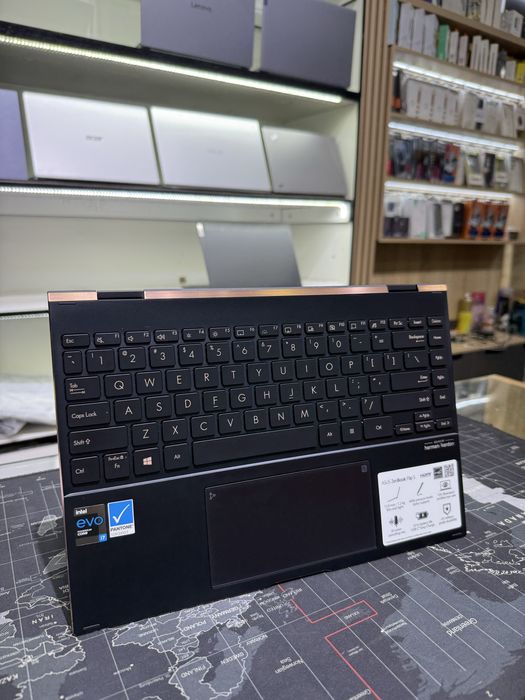 Asus ZenBook UX371E