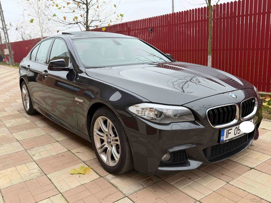 BMW Seria 5 BMW 530d XDrive 258 CP