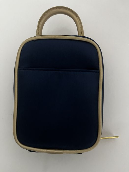 Vând gentuță parfum DIOR