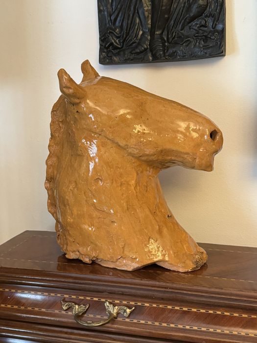 Statueta bronz , ceramica , cuier