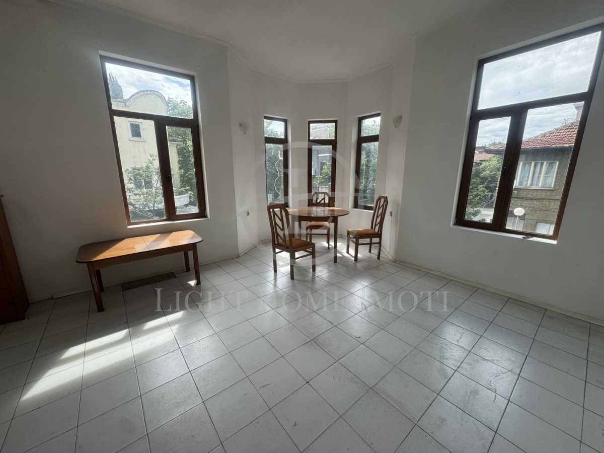 Продава се Етаж от къща в Пловдив, Център - 115 кв.м за 1522 €/кв.м - Снимка #1
