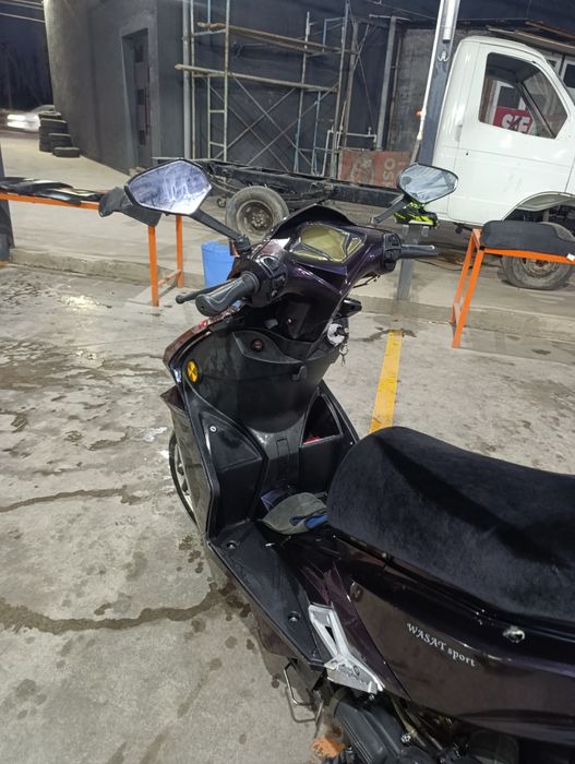 Italia r2    150 kub. Benzinli ideal