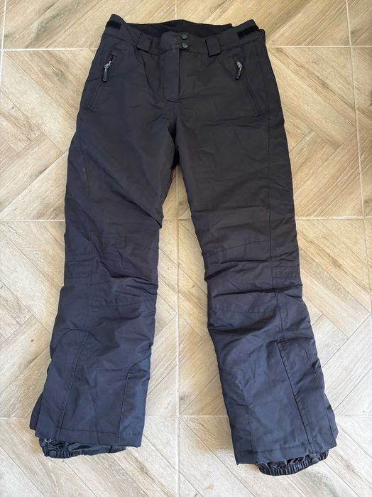 Ски и сноуборд оборудване