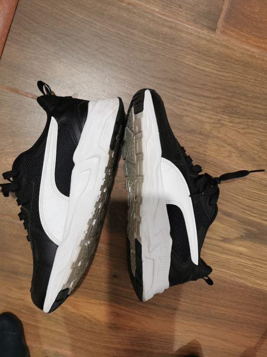 Puma  nr.  40 negru