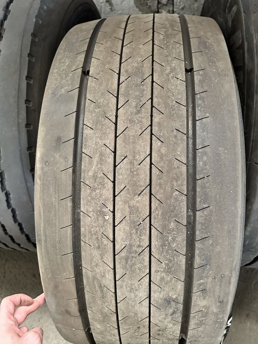Vând anvelope 385/55/22,5 Semiremorca și Directie