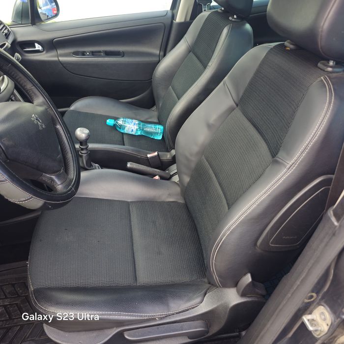 Peugeot 207 sw 2011