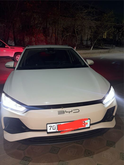 Byd e2 2024 yangidek