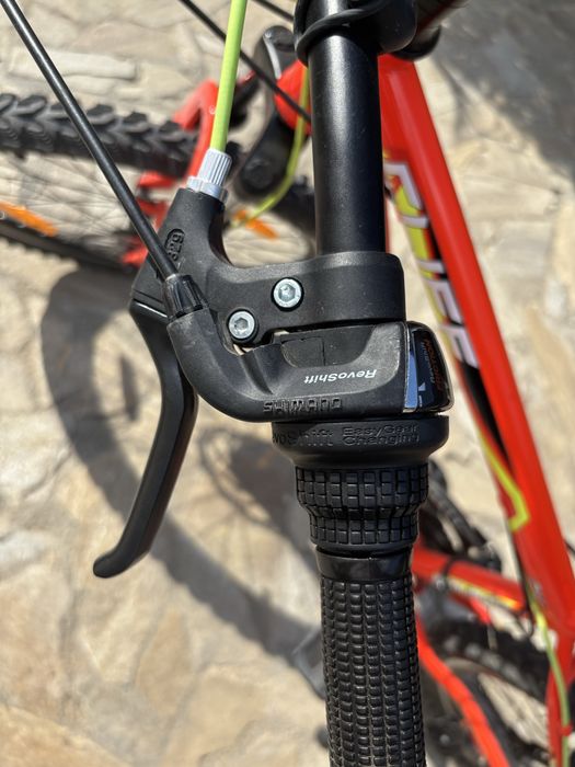 Vand bicicleta 8-11 ani