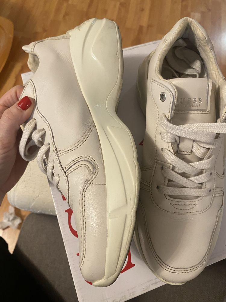 Pantofi piele Guess barbati
