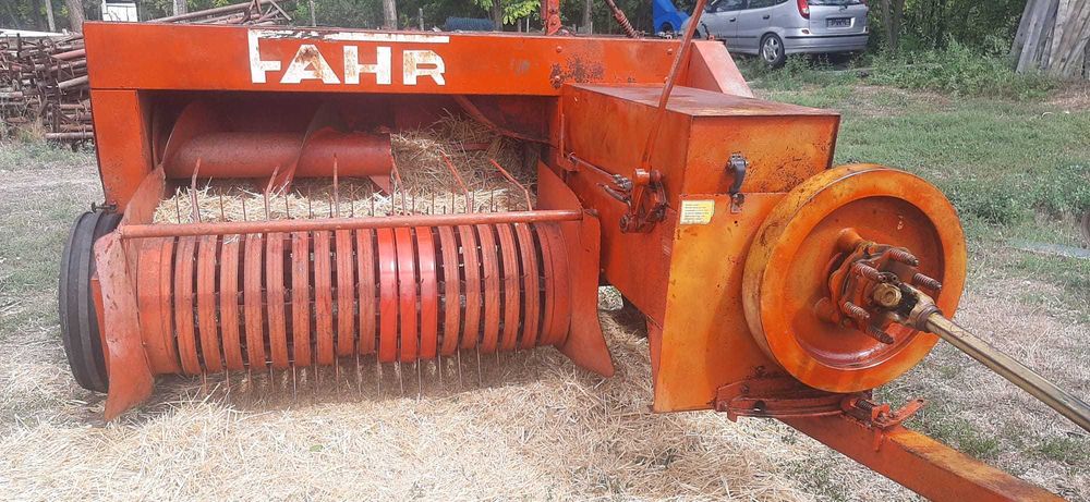 Presa de balotat balotiera recent adusa din Ita vind urgent