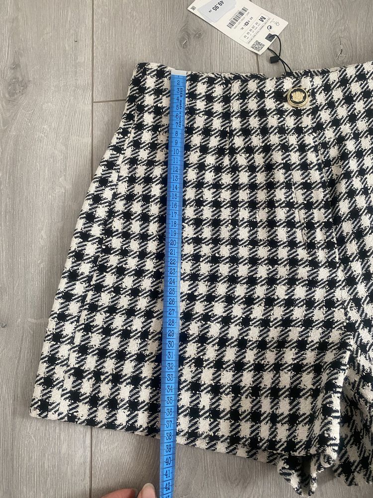 Къси панталонки Zara