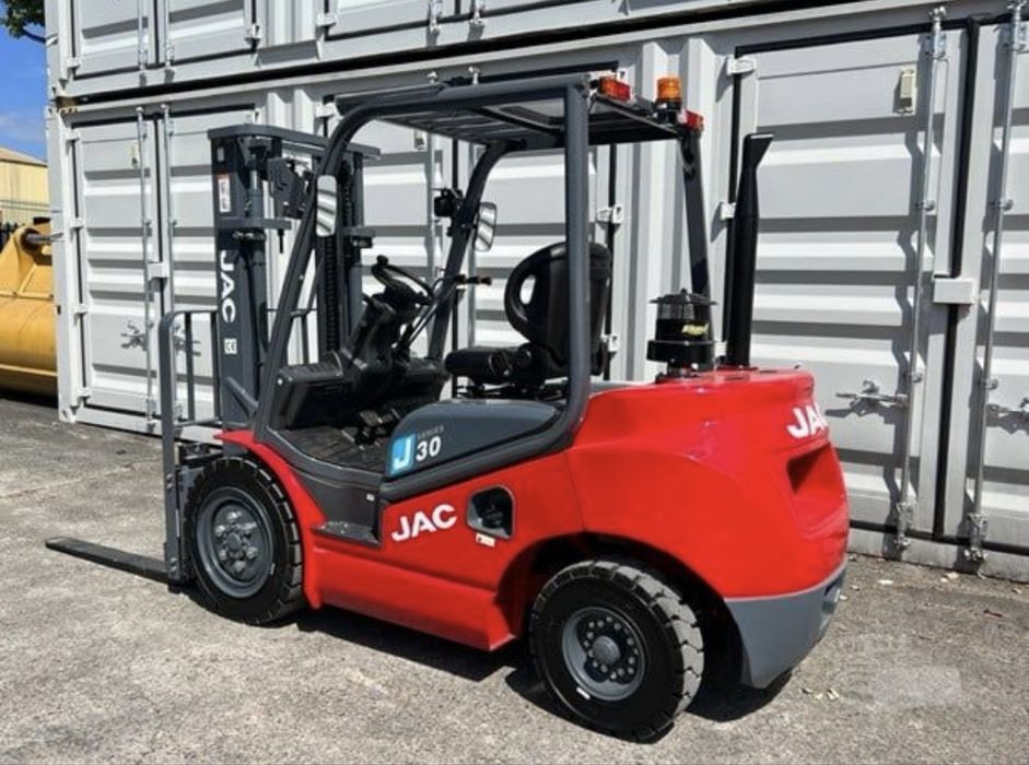 Вилочный погрузчик JAC CPCD30