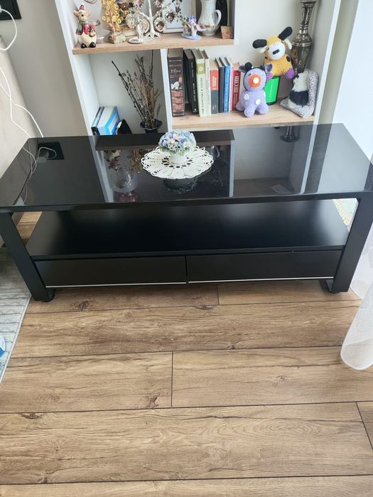 Тумба под телевизор