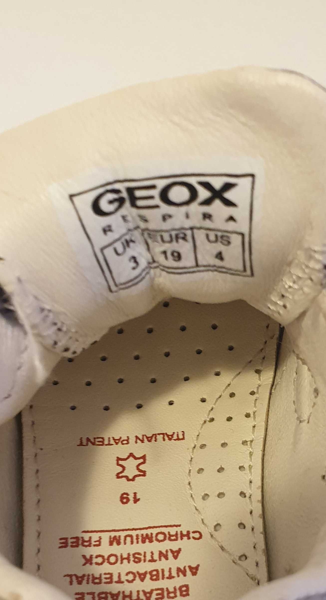 Бебешки обувки Geox 19