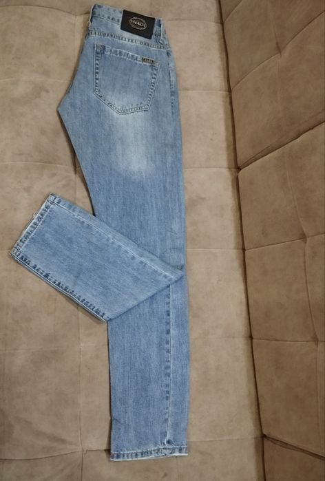 Итальянский джинсы PRADA. 29 размер.