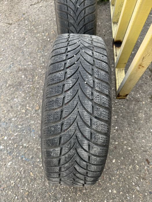 Джанти 195/65/15 със зимни гуми и тасове 5х112