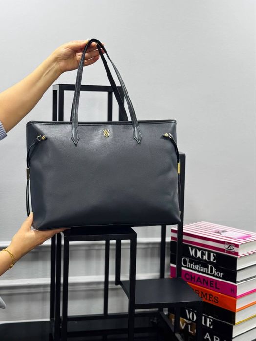 Geanta Victoria’S  Secret Noua !!! Dimensiuni 50/31 !!!