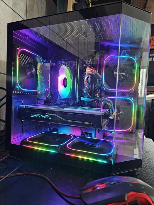 Unitate PC Gaming i7 7700 video 8GB RX 480 16GB RAM SSD