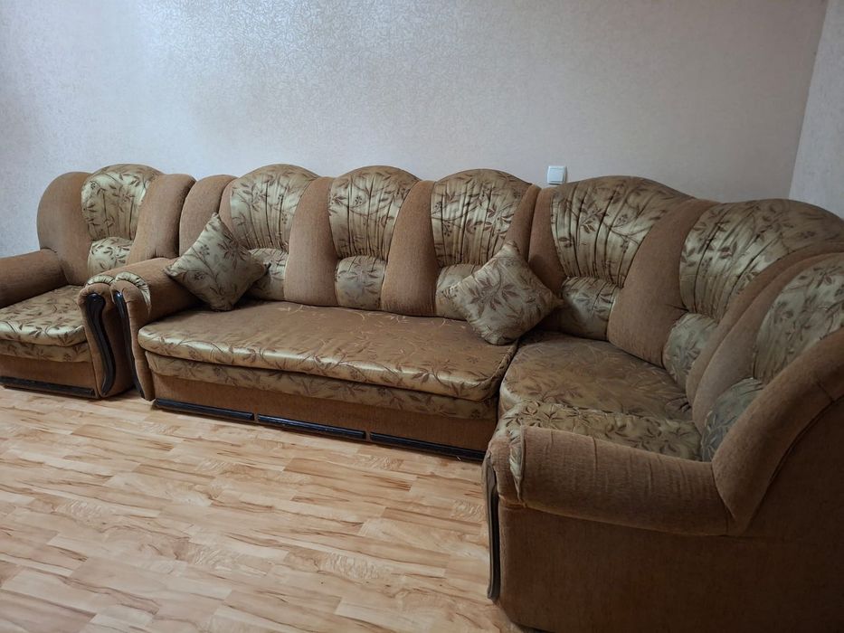 Диван и кресло угловой