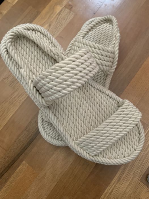 Плетени сандали
