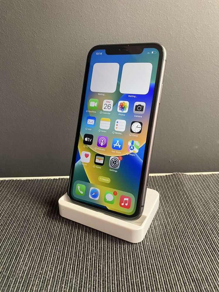 iPhone 11 Black 64GB