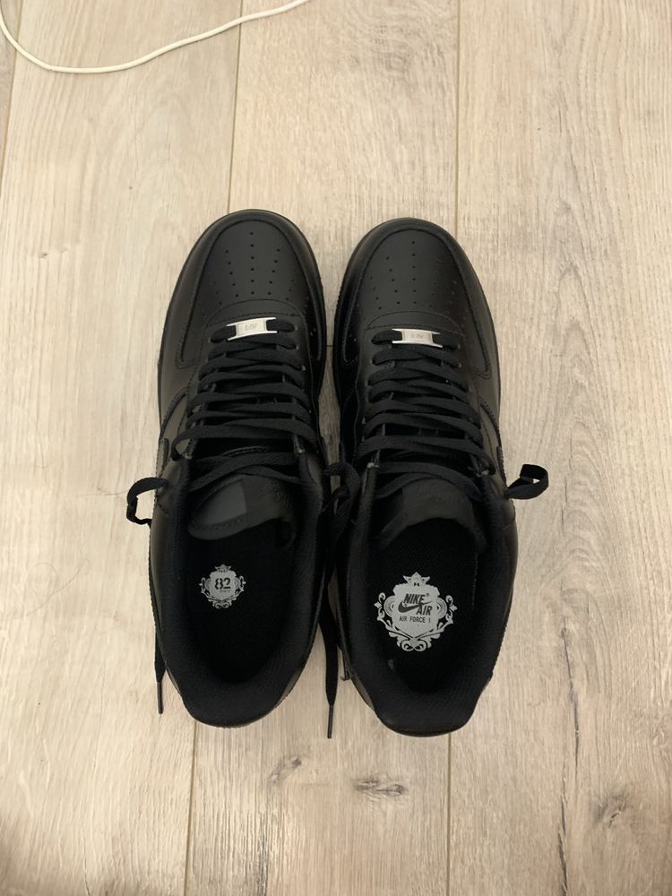 Nike Air Force 1 Triple Black