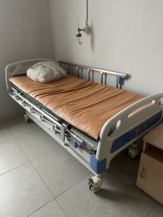 Кровать медицинская электрическое