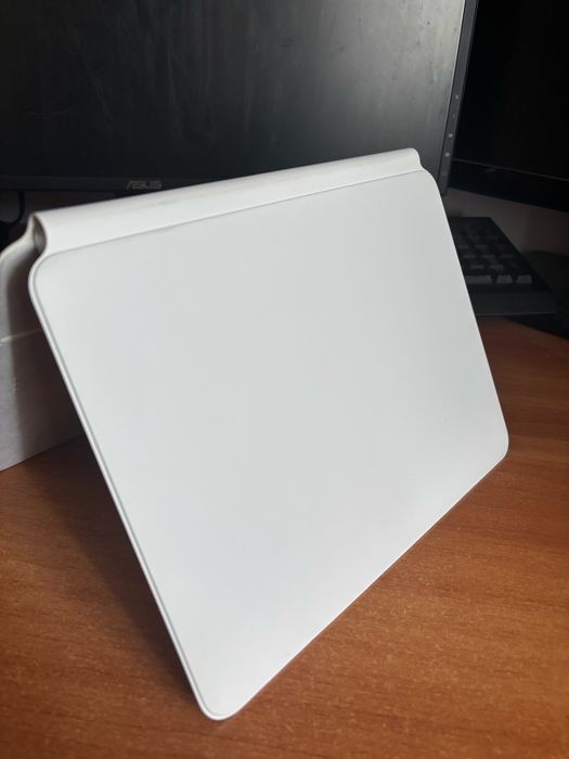 Apple iPad Magic keyboard ca noua 11 inch FULL BOX