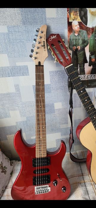 Продам электро гитару